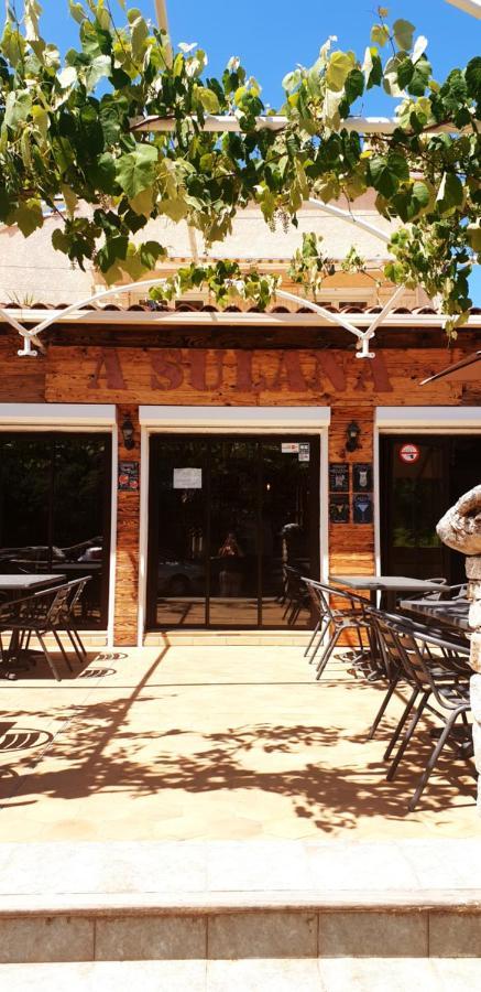 L'Auberge Galeria エクステリア 写真